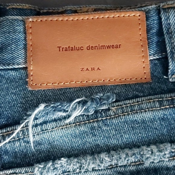 Zara Denim Shorts🛍 - Picture 5 of 9